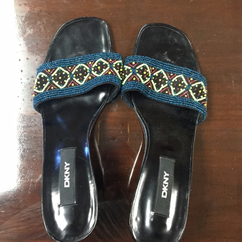 DKNY sandals 6.5